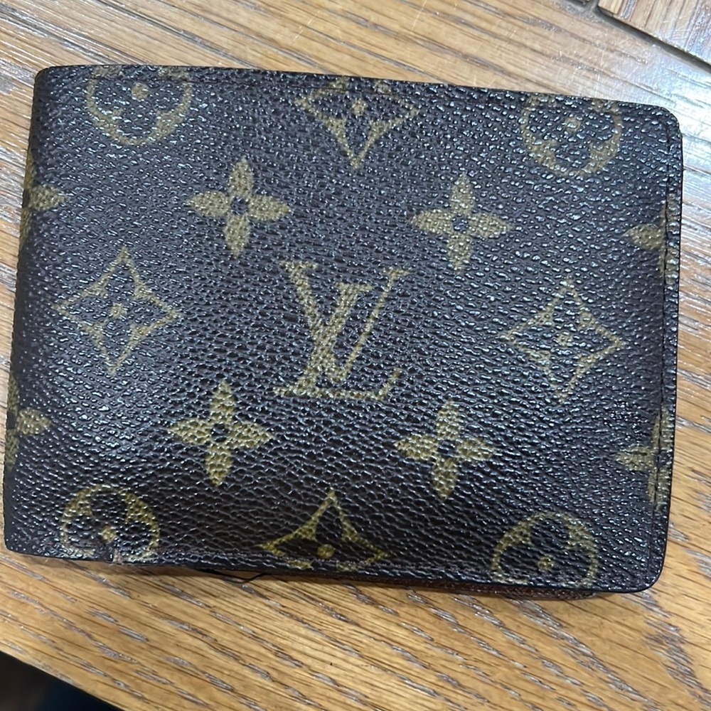 Mens Louis Vuitton used wallet